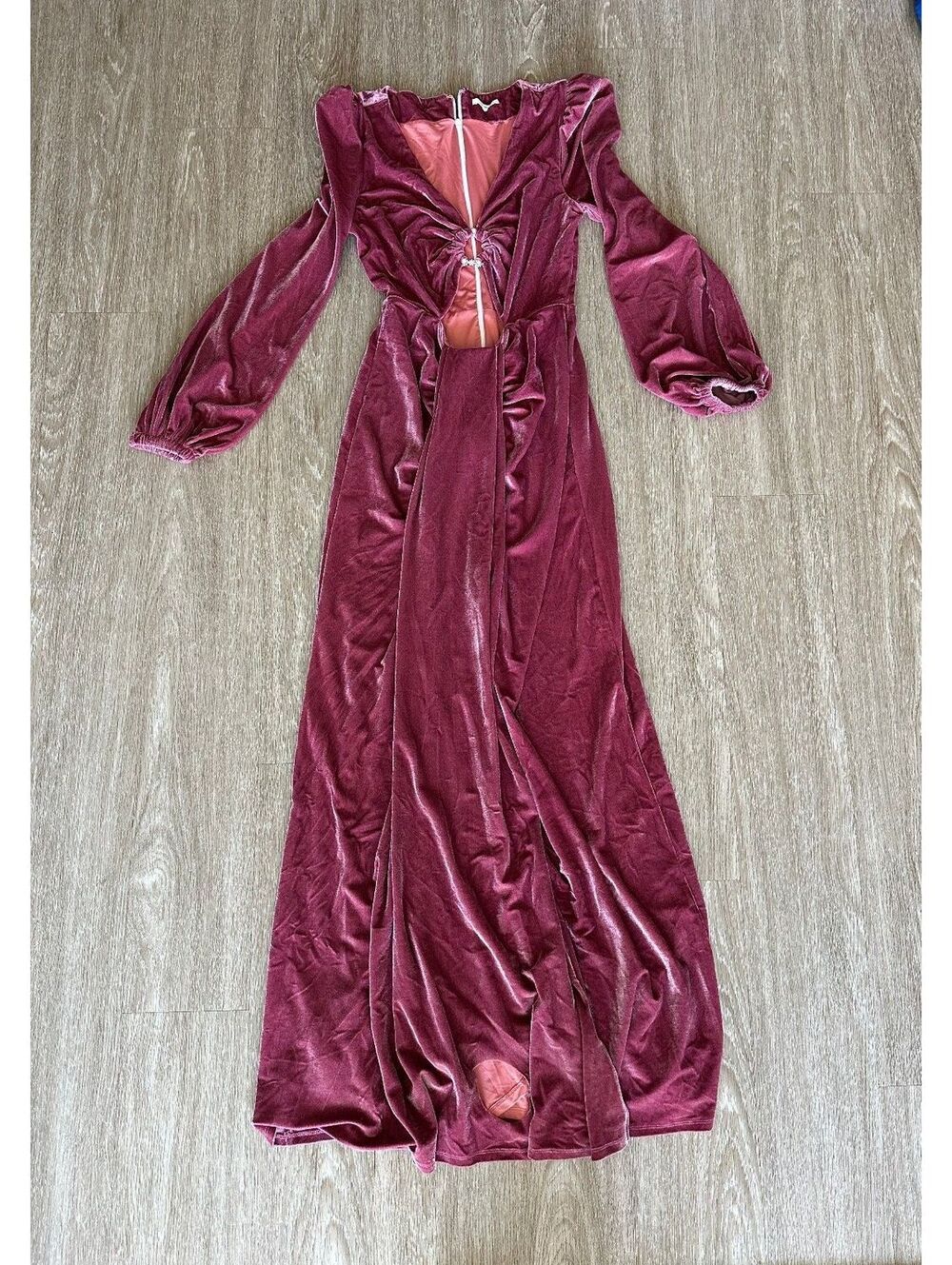 Women's dusty rose velvet maxi dress